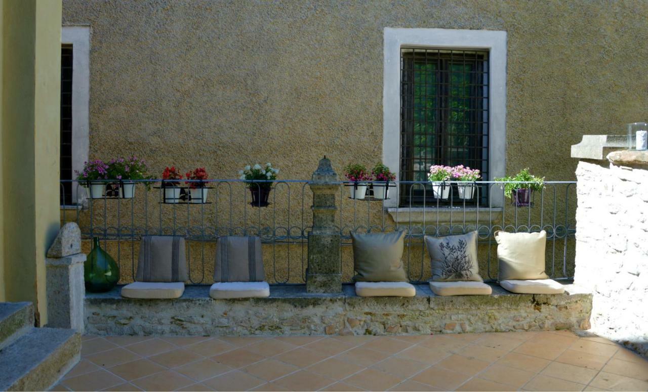 Donna Chiara Bed and Breakfast Nusco Exteriör bild